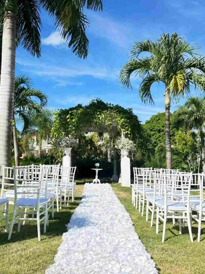 Wedding in a tropical garden of La Romana